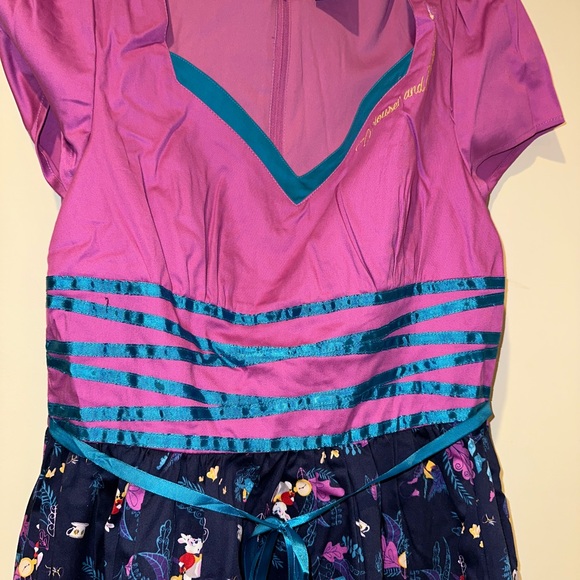 Sale! THE DRESS SHOP Disney Parks Her Universe Alice in Wonderland Dress Small - Picture 4 of 5